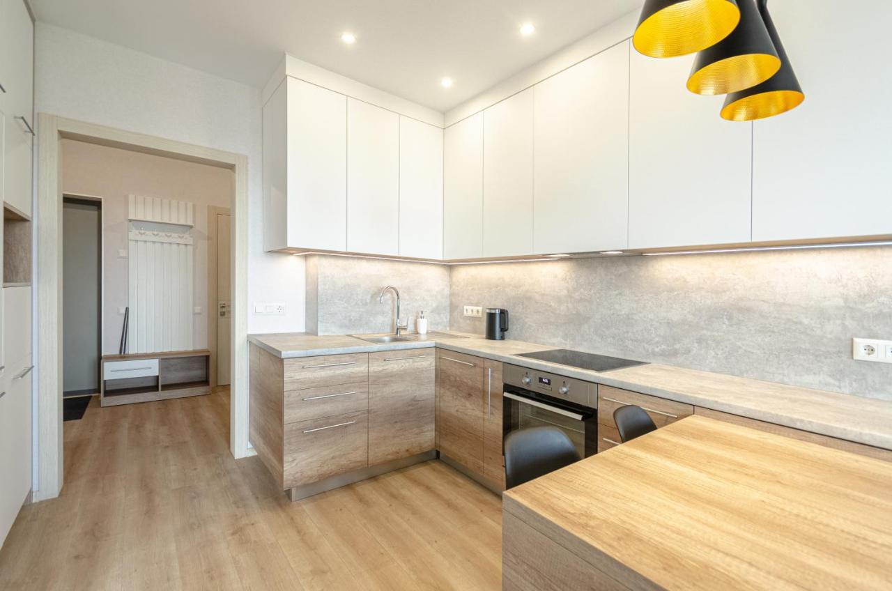 Petrovdom 5-25 In Cozy Apartment In Residential Complex "Beresteiskyi" Kiev Exterior foto