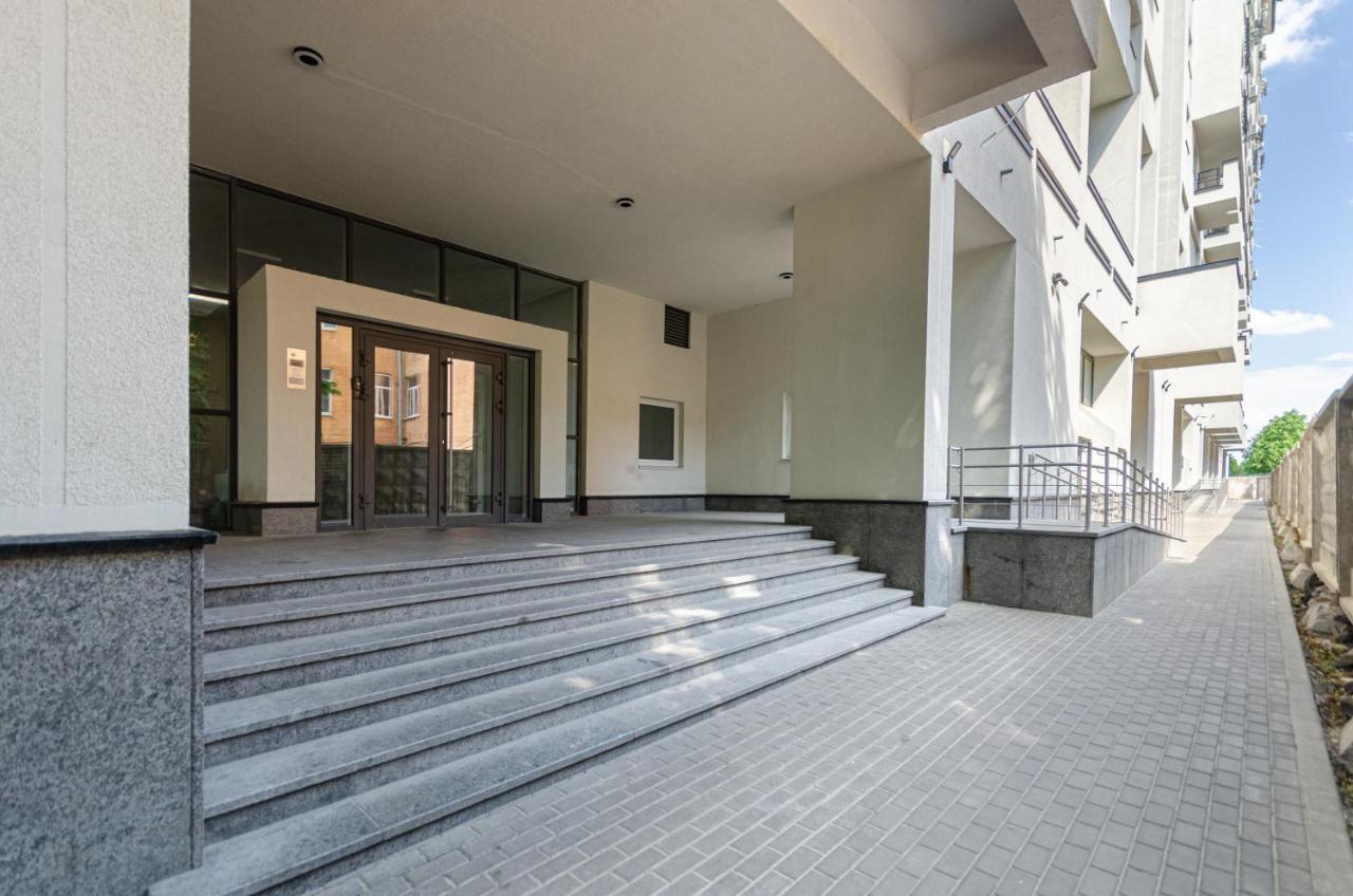 Petrovdom 5-25 In Cozy Apartment In Residential Complex "Beresteiskyi" Kiev Exterior foto