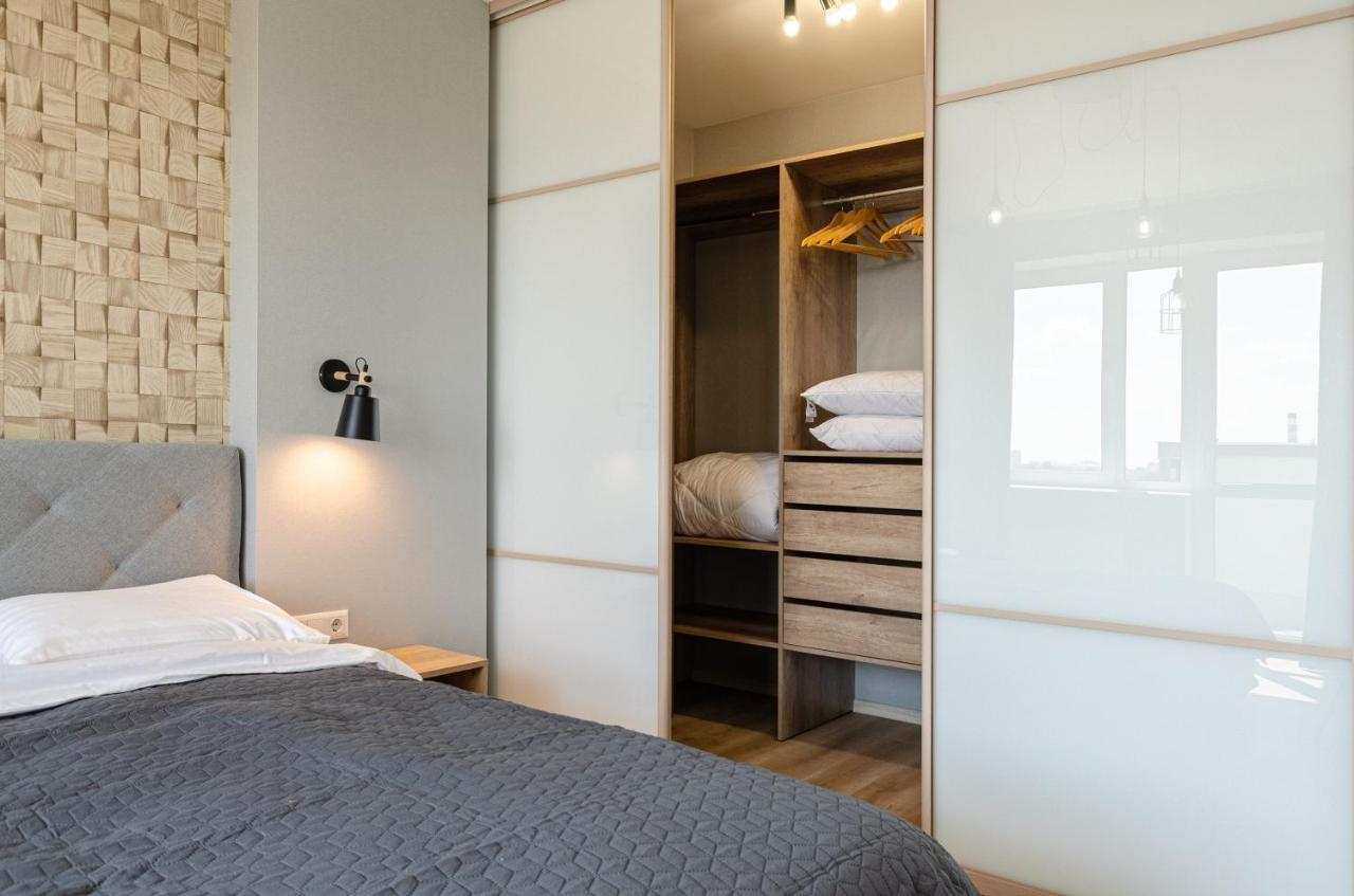 Petrovdom 5-25 In Cozy Apartment In Residential Complex "Beresteiskyi" Kiev Exterior foto